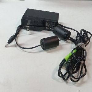 UE Switching power Adapter